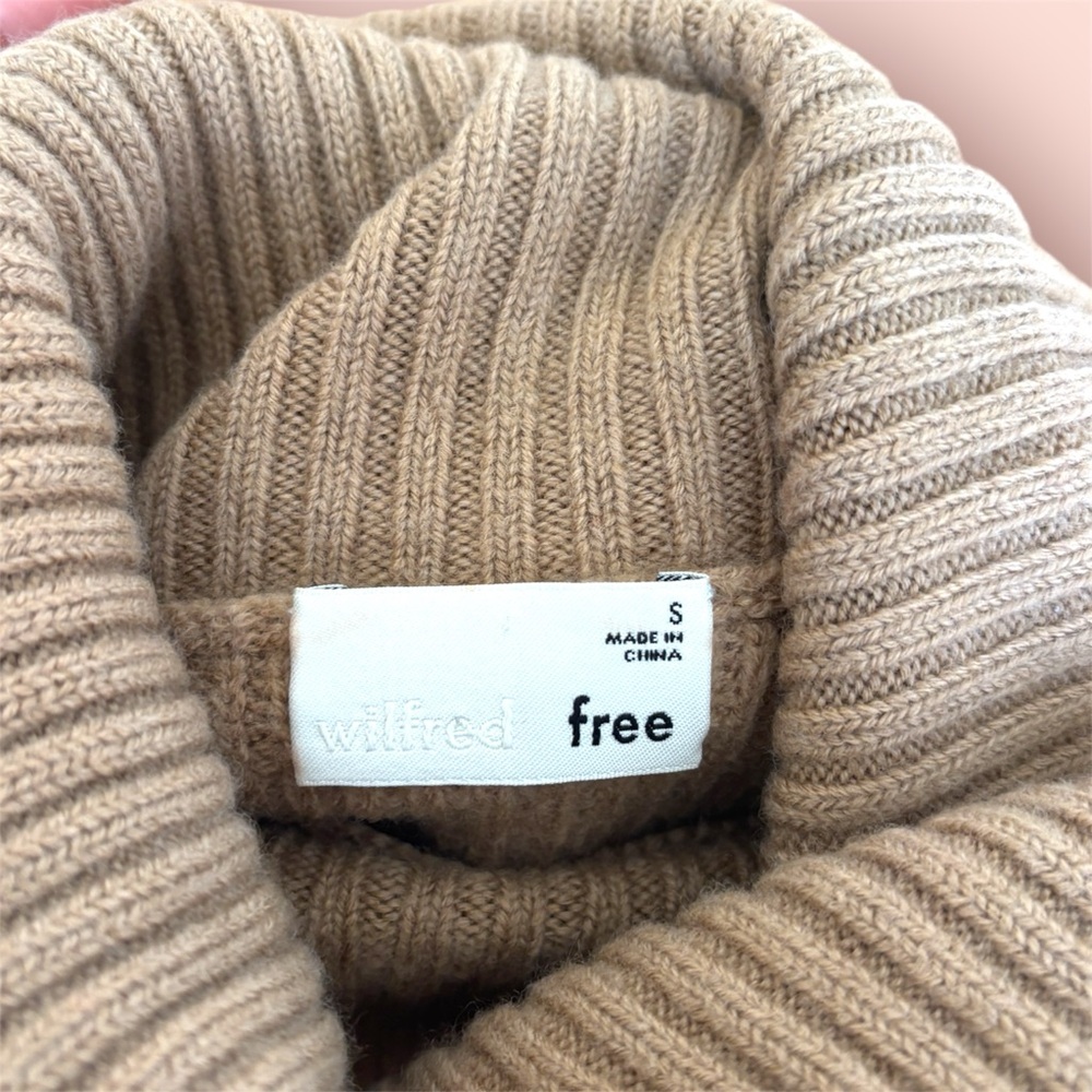 WILFRED FREE TURTLENECK BROWN RIBBED SWEATER SZ SMALL - Picture 2 of 4
